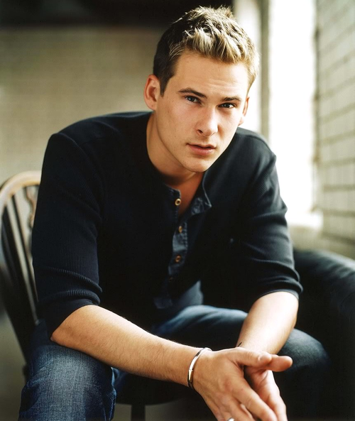 Lee Ryan photo -