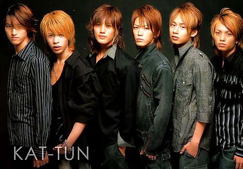http://img.karaoke-lyrics.net/img/artists/30062/kat-tun-161661.jpg