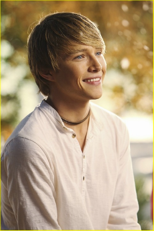 Sterling Knight Photo