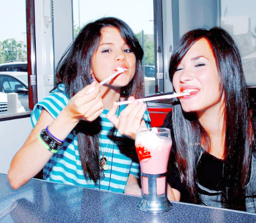 miley cyrus demi lovato selena gomez. lovato and miley cyrus