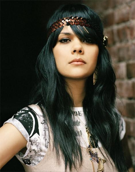 bat-for-lashes-255631.jpg