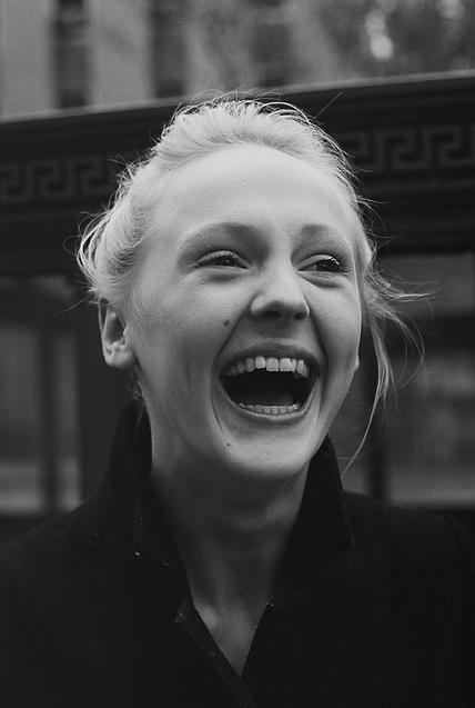 Laura Marling Photo was added by Galadriell Photo no 2 3