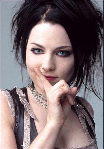 Evanescence Photo was added by strify Photo no 129 168