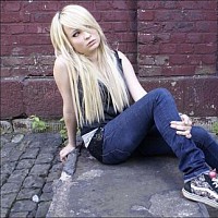 Kim Petras – Slut Pop Lyrics