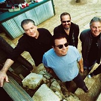 Los Lobos - High Places - lyrics