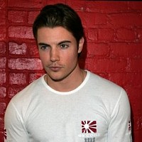 Josh Henderson