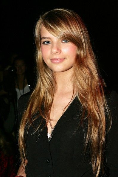 Indiana Evans photo