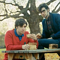 beacon two door cinema club lyrics beacon two door cinema club lyrics