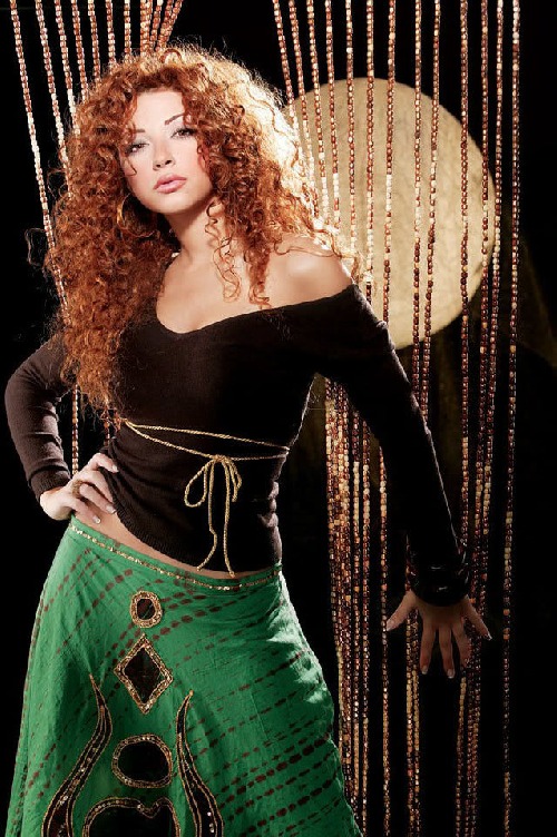 Myriam Fares photo