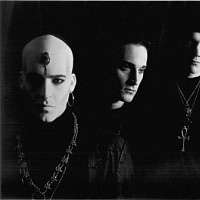 saviour-machine-624028-w200.jpg