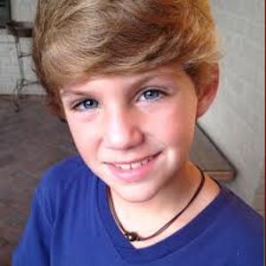 Matty B Raps photo