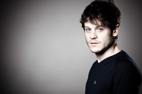 Next photo of Iwan Rheon