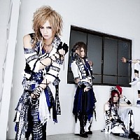 royz-428247-w200.jpg
