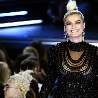 Bebe Rexha Atmosphere Lyrics