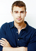 theo-james-567195.png