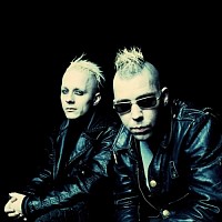 skold-vs-kmfdm-624041-w200.jpg